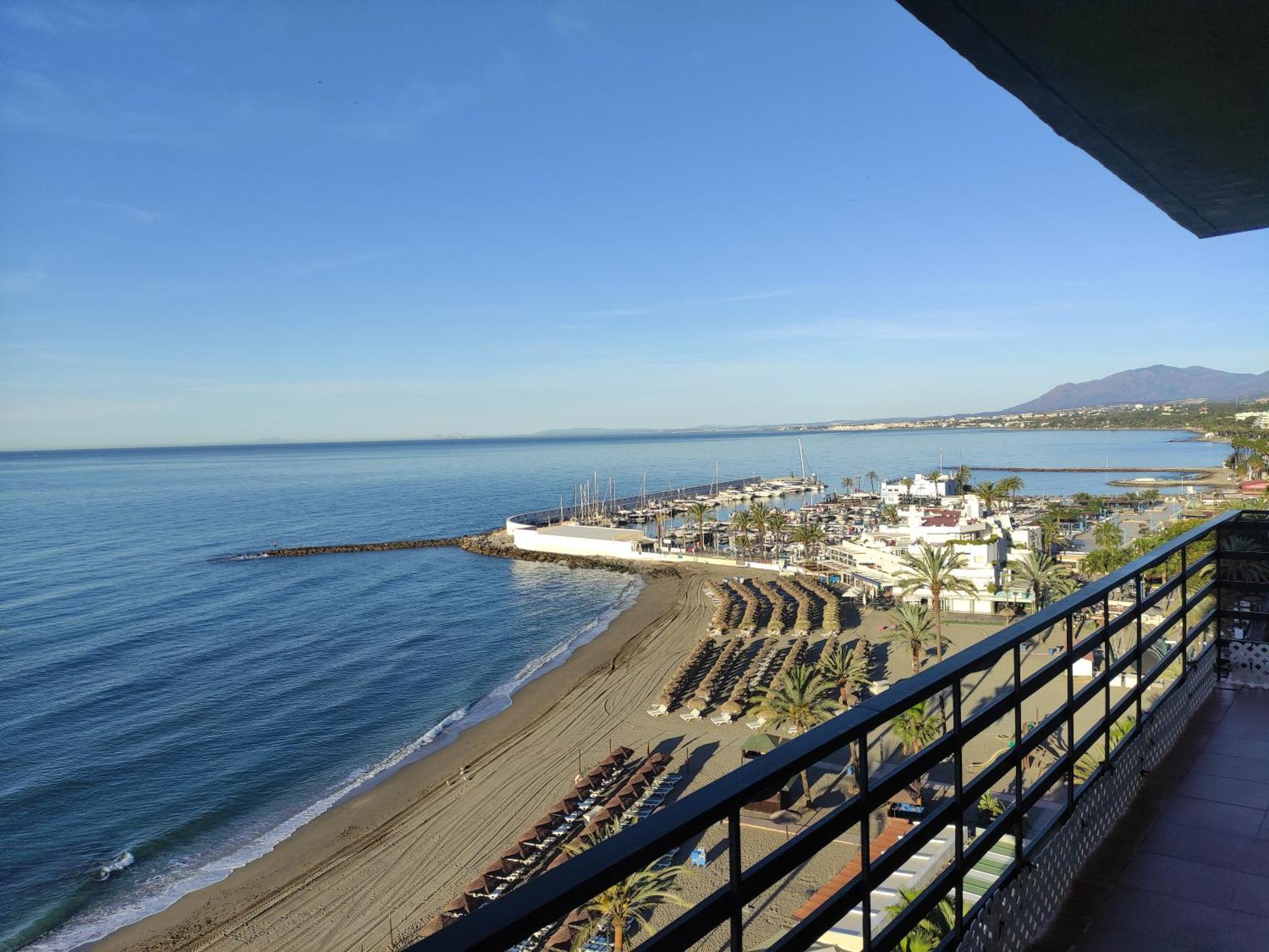 Apartment In Marbella First Line Beach Apto 4-6 Екстериор снимка